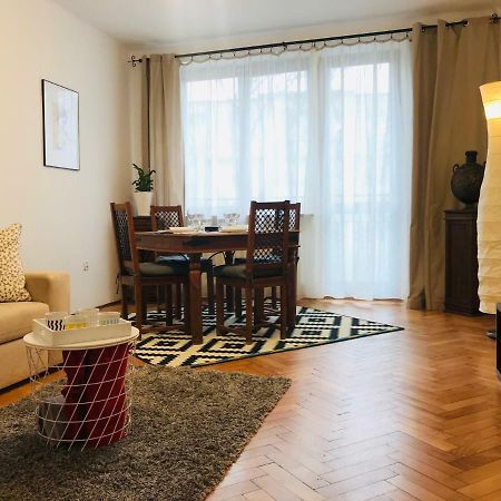Vinci Apartment In The City Center Краков Экстерьер фото