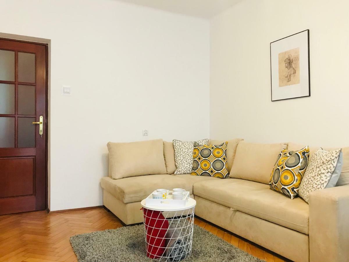 Vinci Apartment In The City Center Краков Экстерьер фото